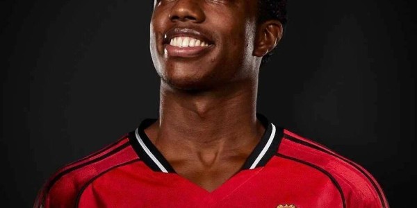 曼联为马拉西亚英超报名，两次压哨清洗失败！沙特不买就只能留队