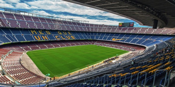 巴萨副主席：力争9月14日前重返诺坎普 与市政协商分阶段开放球场