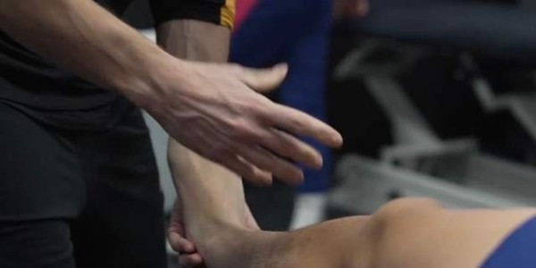 立功了！U23亚洲杯前：英超团队为徐彬治好脚伤加特训10天