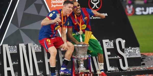 拉菲尼亚：施压抢断显霸气，挑射锁胜为欧冠蓄力